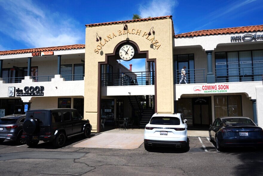 120-124 Lomas Santa Fe Dr, Solana Beach, CA à louer - Photo du bâtiment - Image 2 de 8