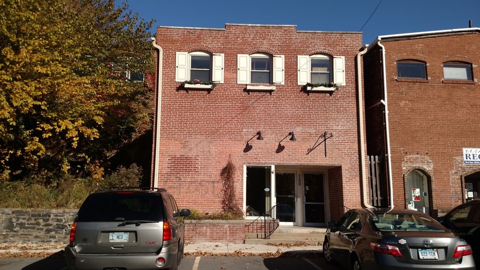 750 Main St, Willimantic, CT for sale - Building Photo - Image 1 of 1