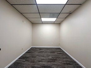 2095 S Main St, Waterbury, CT à louer Photo intérieure- Image 2 de 8