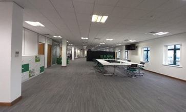 Salts Mill Rd, Shipley à louer Photo intérieure- Image 2 de 2