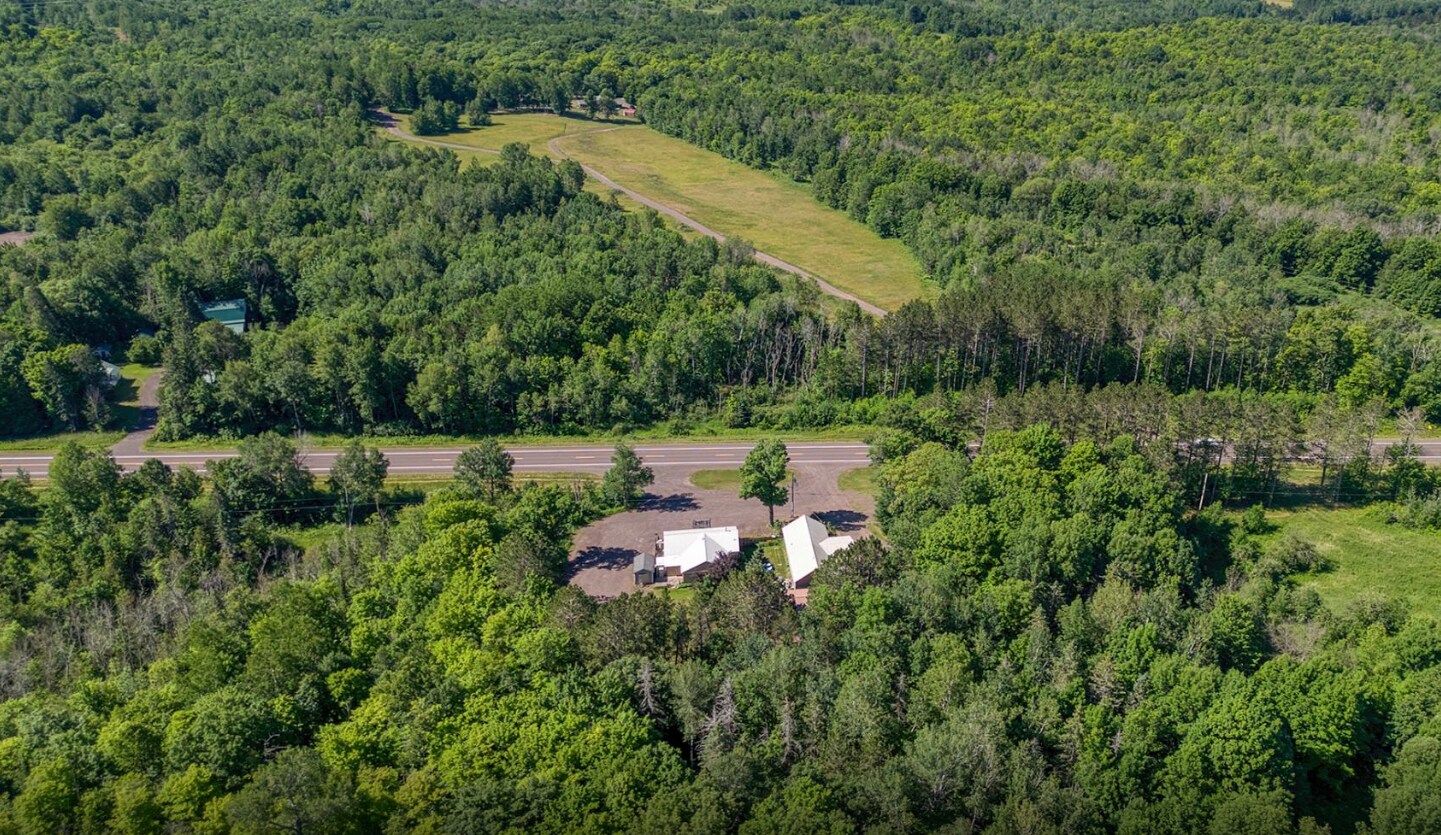 6622 US-2 Hwy, Hurley, WI à vendre Photo principale- Image 1 de 43