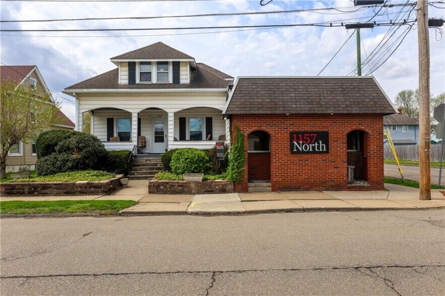 1157 N Main St, Elmira, NY à vendre - Photo du bâtiment - Image 1 de 49