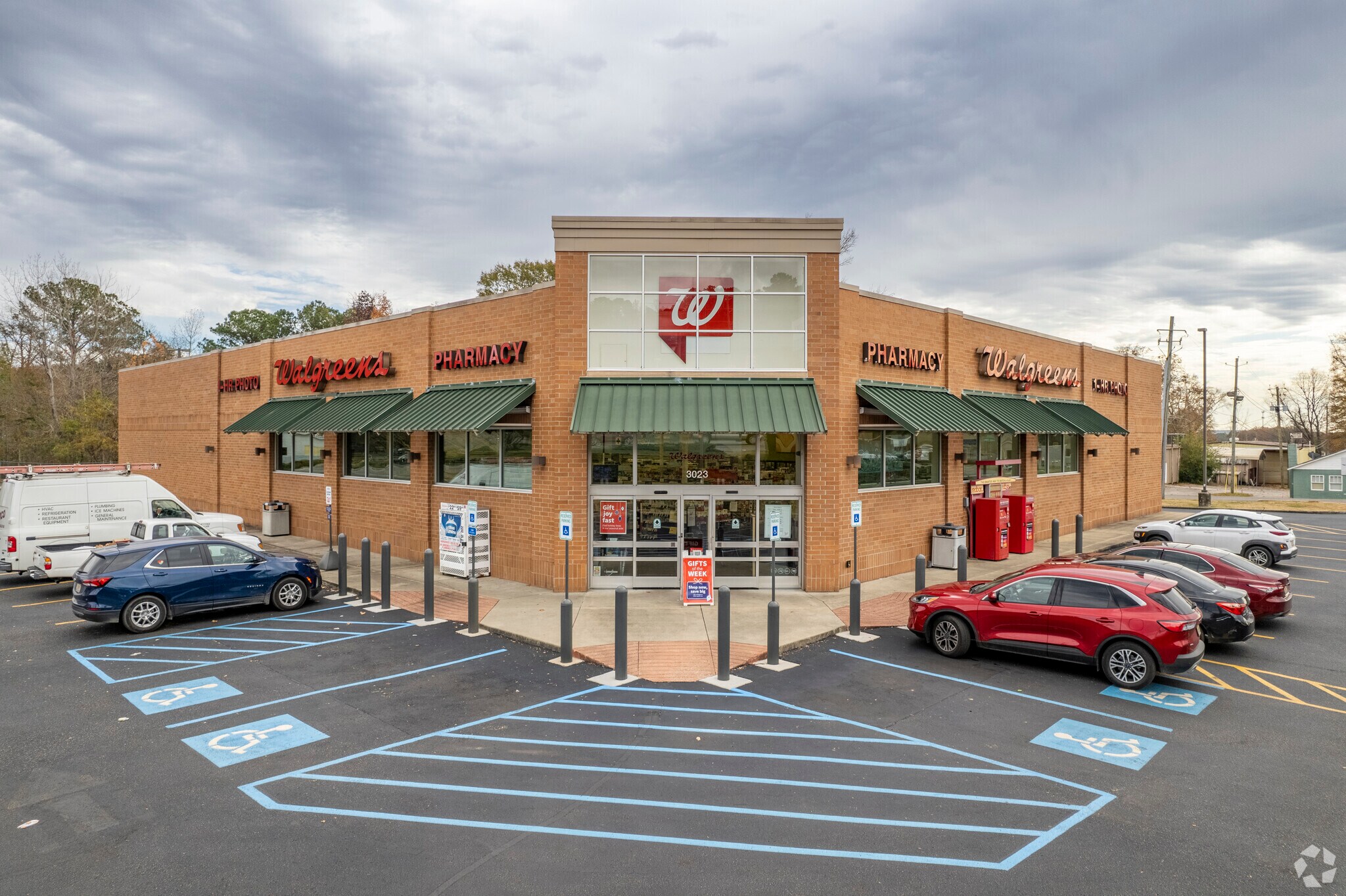 3025 Allison Bonnett Memorial Dr, Hueytown, AL for sale Building Photo- Image 1 of 10