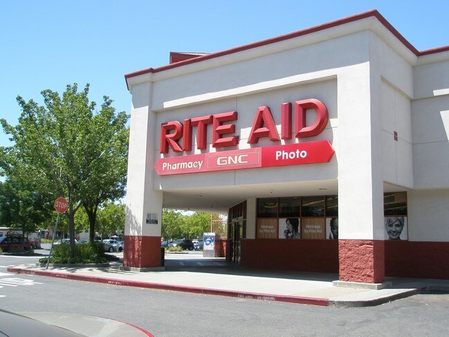 Plus de détails pour 4010 Manzanita Ave, Carmichael, CA - Commerce de détail à vendre