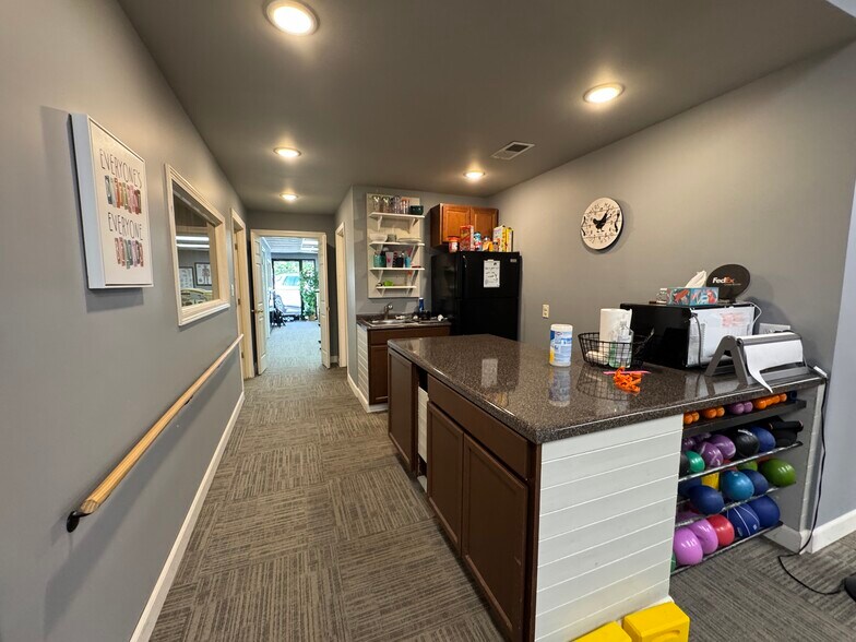 1751 Dancy Blvd, Horn Lake, MS à louer - Photo du bâtiment - Image 3 de 9