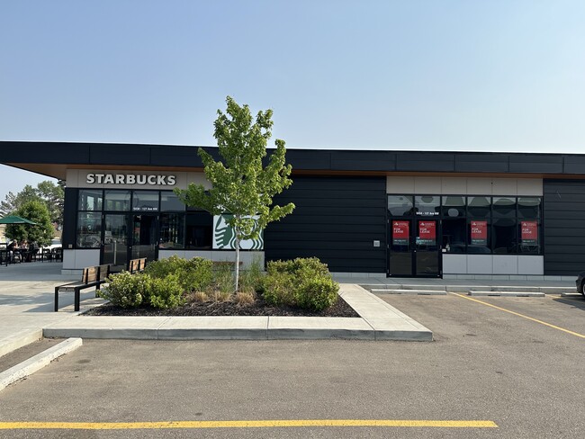 More details for 5034 127 Av, Edmonton, AB - Retail for Lease