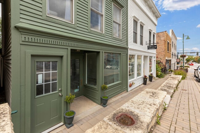 More details for 206-208 Stephen St, Lemont, IL - Retail for Lease