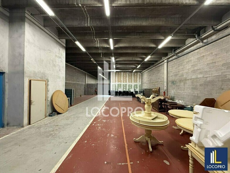 Flex in Vallauris for sale - Interior Photo - Image 2 of 12