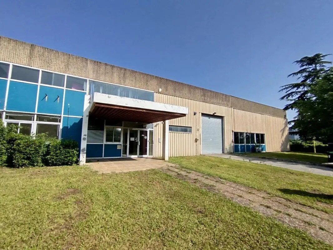 Office in Toulouse for lease Building Photo- Image 1 of 2