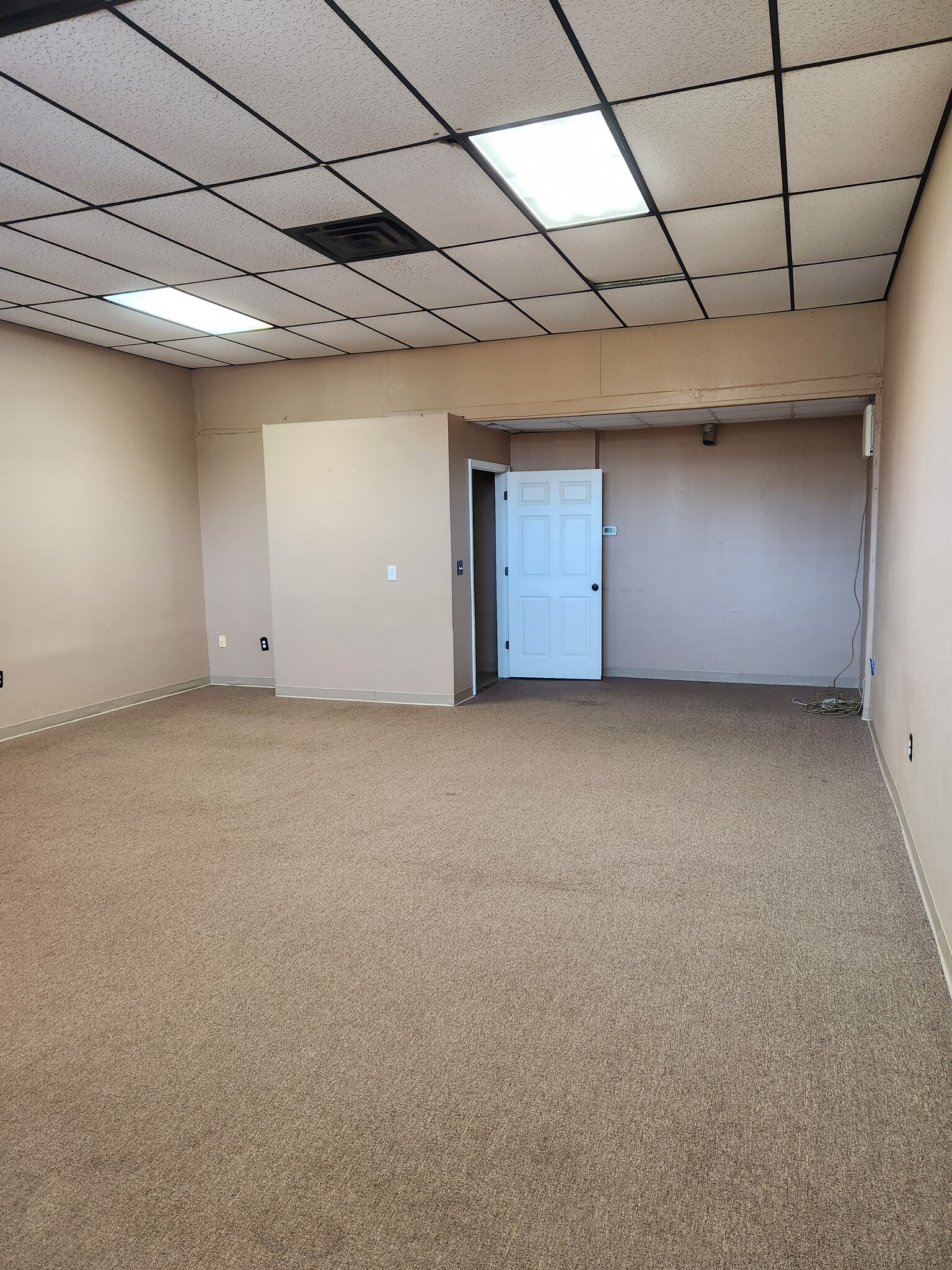 2107 College Ave E, Ruskin, FL for lease Building Photo- Image 1 of 4