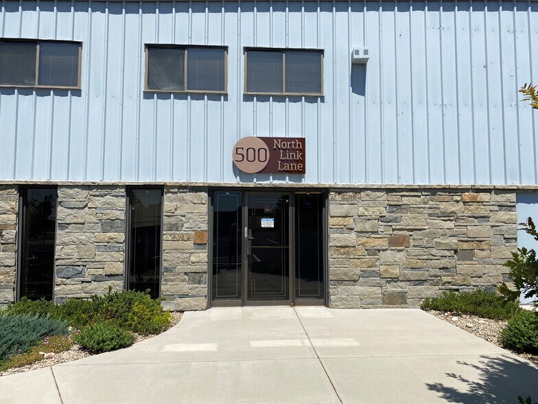 500 N Link Ln, Fort Collins, CO à vendre - Photo du bâtiment - Image 3 de 11
