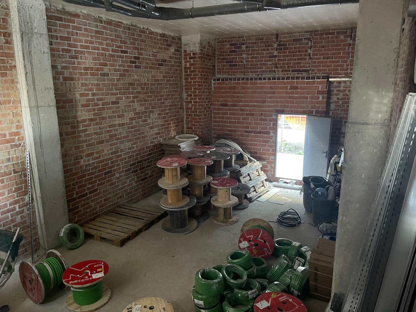 Retail in Barcelona, Barcelona for lease Interior Photo- Image 1 of 10