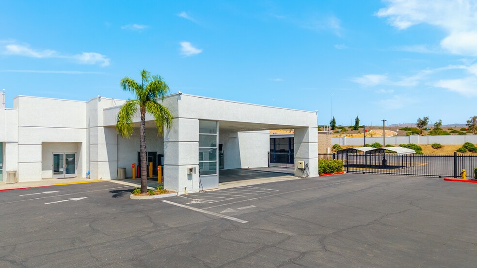 27750 Eucalyptus Ave, Moreno Valley, CA for lease - Building Photo - Image 3 of 11