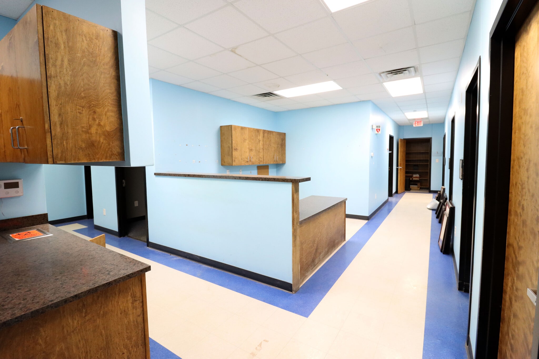 210 W Longview Ave, Midland, TX for lease Building Photo- Image 1 of 8