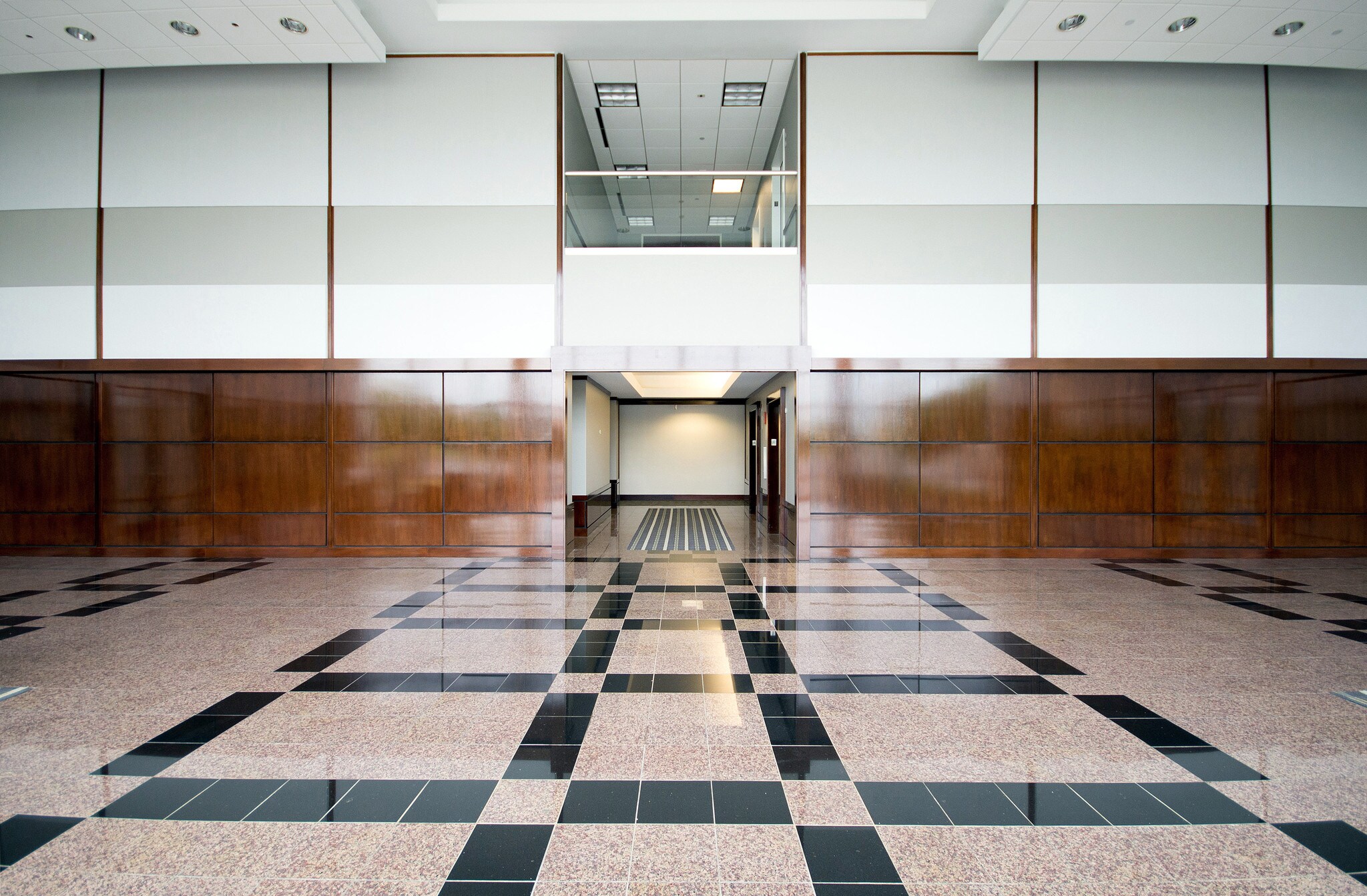 1660 Feehanville Dr, Mount Prospect, IL for lease Interior Photo- Image 1 of 14