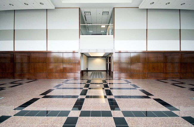 More details for 1660 Feehanville Dr, Mount Prospect, IL - Office for Lease