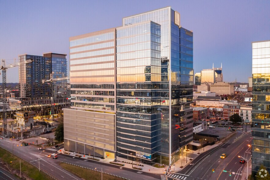 1222 Demonbreun St, Nashville, TN à louer - Photo du bâtiment - Image 3 de 20