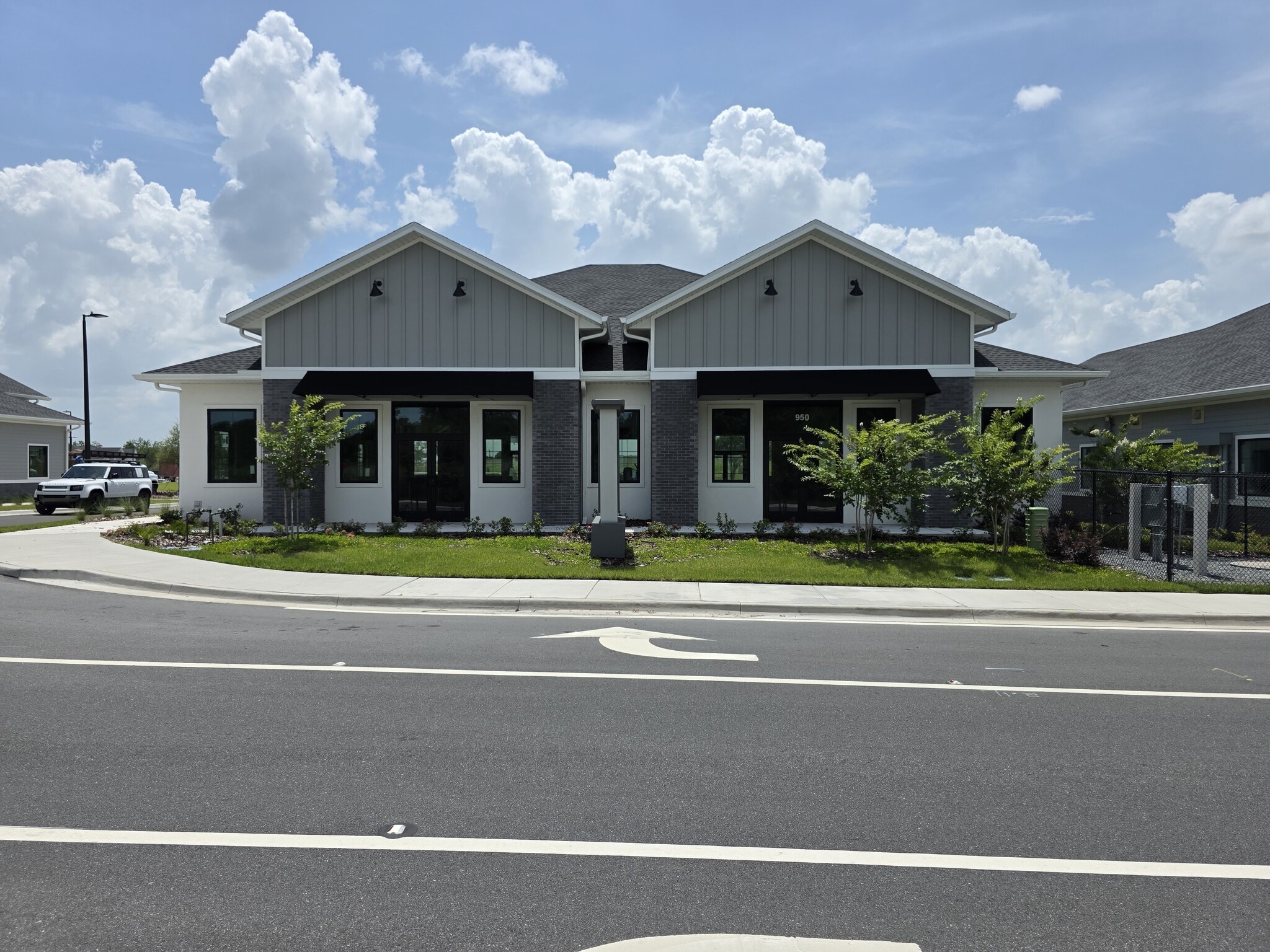 950 Windermere rd, Winter Garden, FL for lease Building Photo- Image 1 of 53