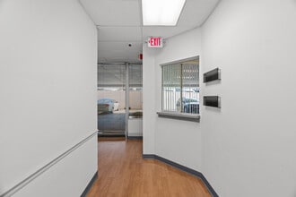 6744 Clayton Rd, Richmond Heights, MO for lease Interior Photo- Image 2 of 3