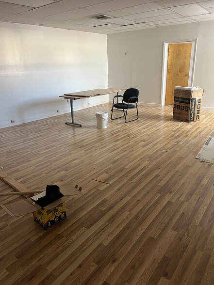 307 Wall St, Kingston, NY for lease - Building Photo - Image 2 of 5