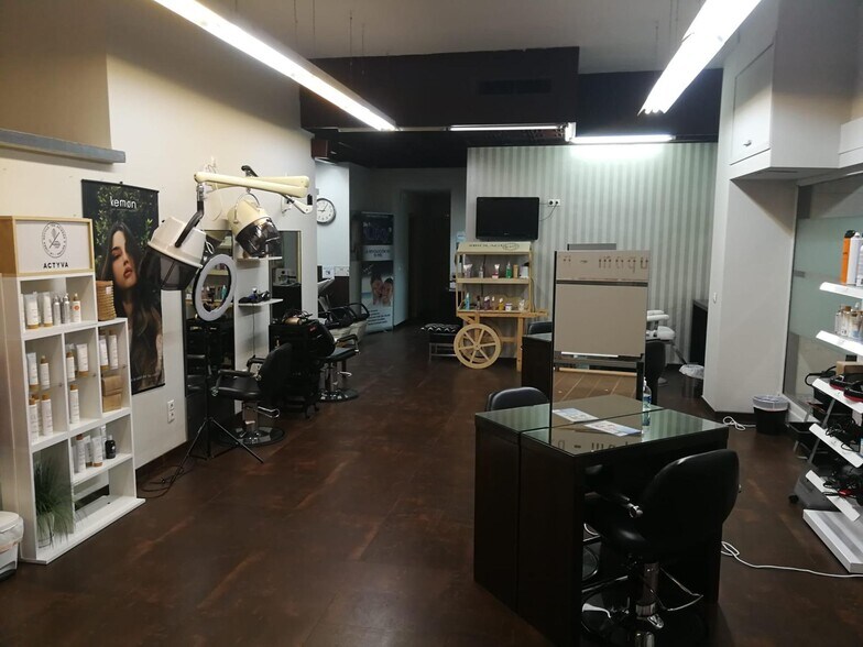 Commerce de détail dans Córdoba, Córdoba à vendre - Photo du bâtiment - Image 2 de 10