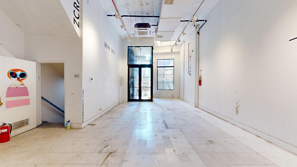 343 Canal St, New York, NY à louer - Photo du bâtiment - Image 1 de 21