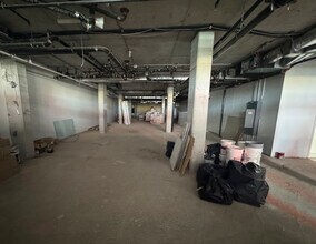 350 W 44th St, New York, NY for lease Interior Photo- Image 2 of 5