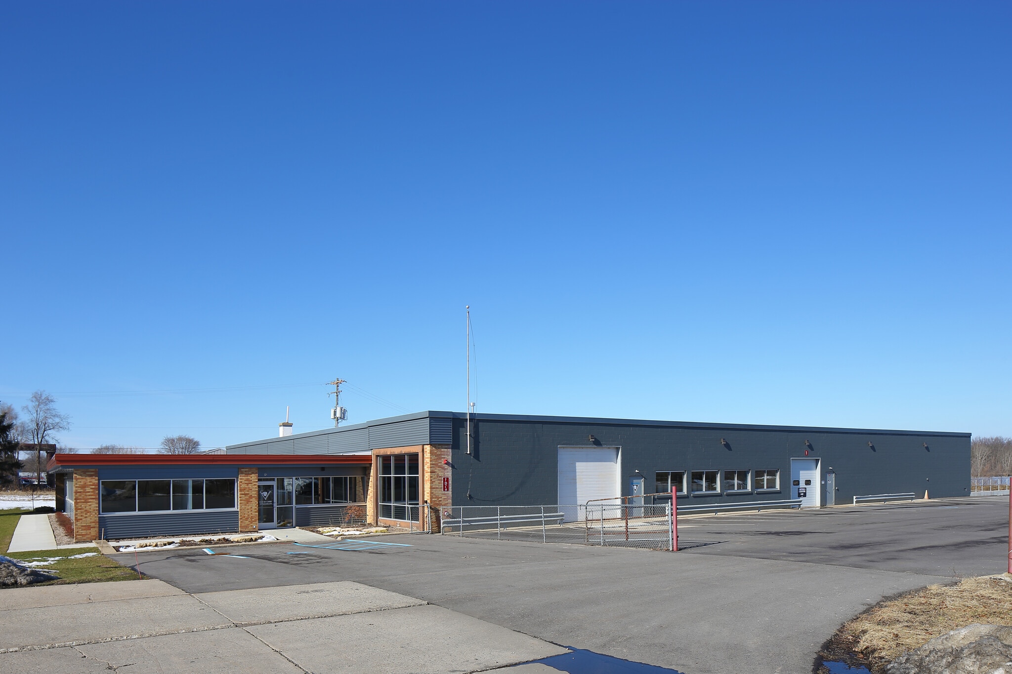 5311 Plainfield Ave NE, Grand Rapids, MI for lease Primary Photo- Image 1 of 11