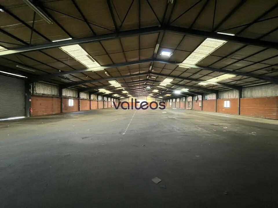 Industrial in Portet-sur-Garonne for lease Building Photo- Image 1 of 3