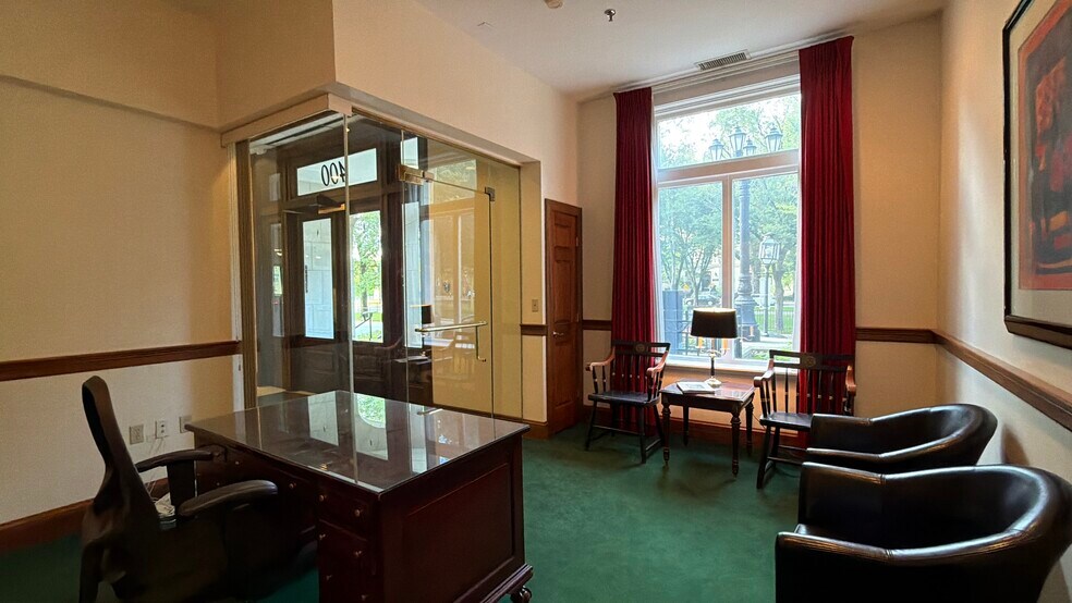 400 Commonwealth Ave, Boston, MA à louer - Photo du bâtiment - Image 2 de 14