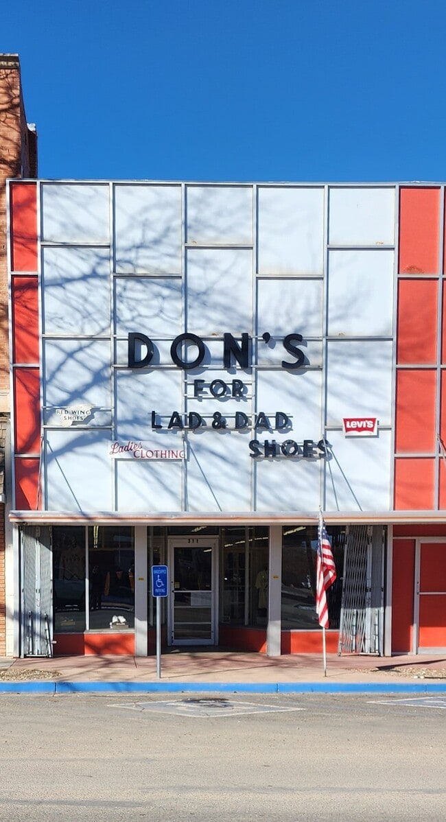 More details for 311 N Main St, Rocky Ford, CO - Retail for Sale