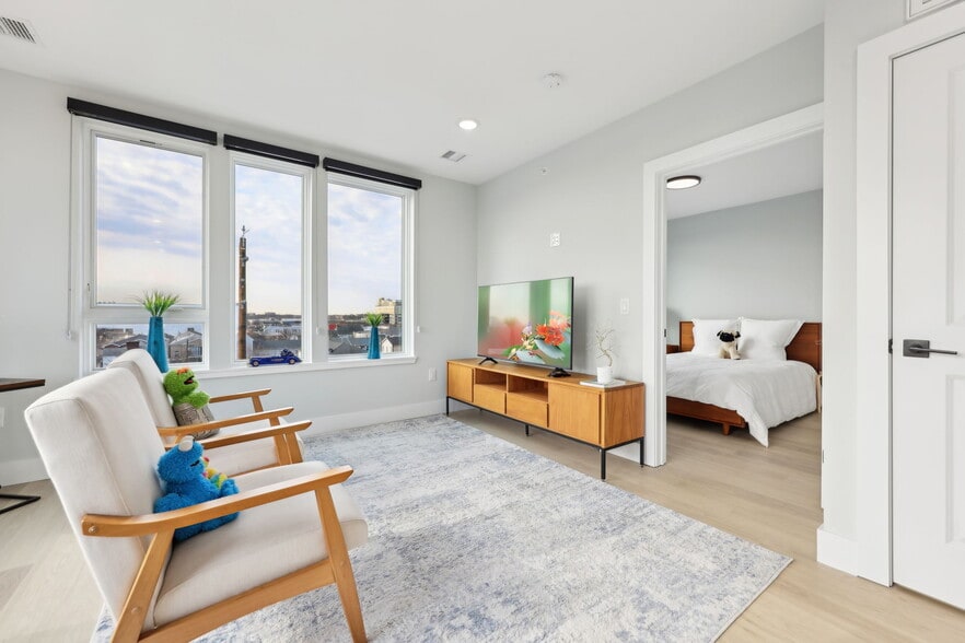 64-68 Emmet St, Newark, NJ for lease - Building Photo - Image 2 of 17