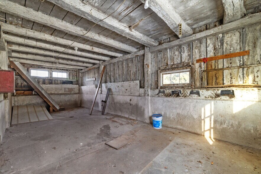 118 Saltarka Ln, Zelienople, PA à vendre - Photo du bâtiment - Image 3 de 11