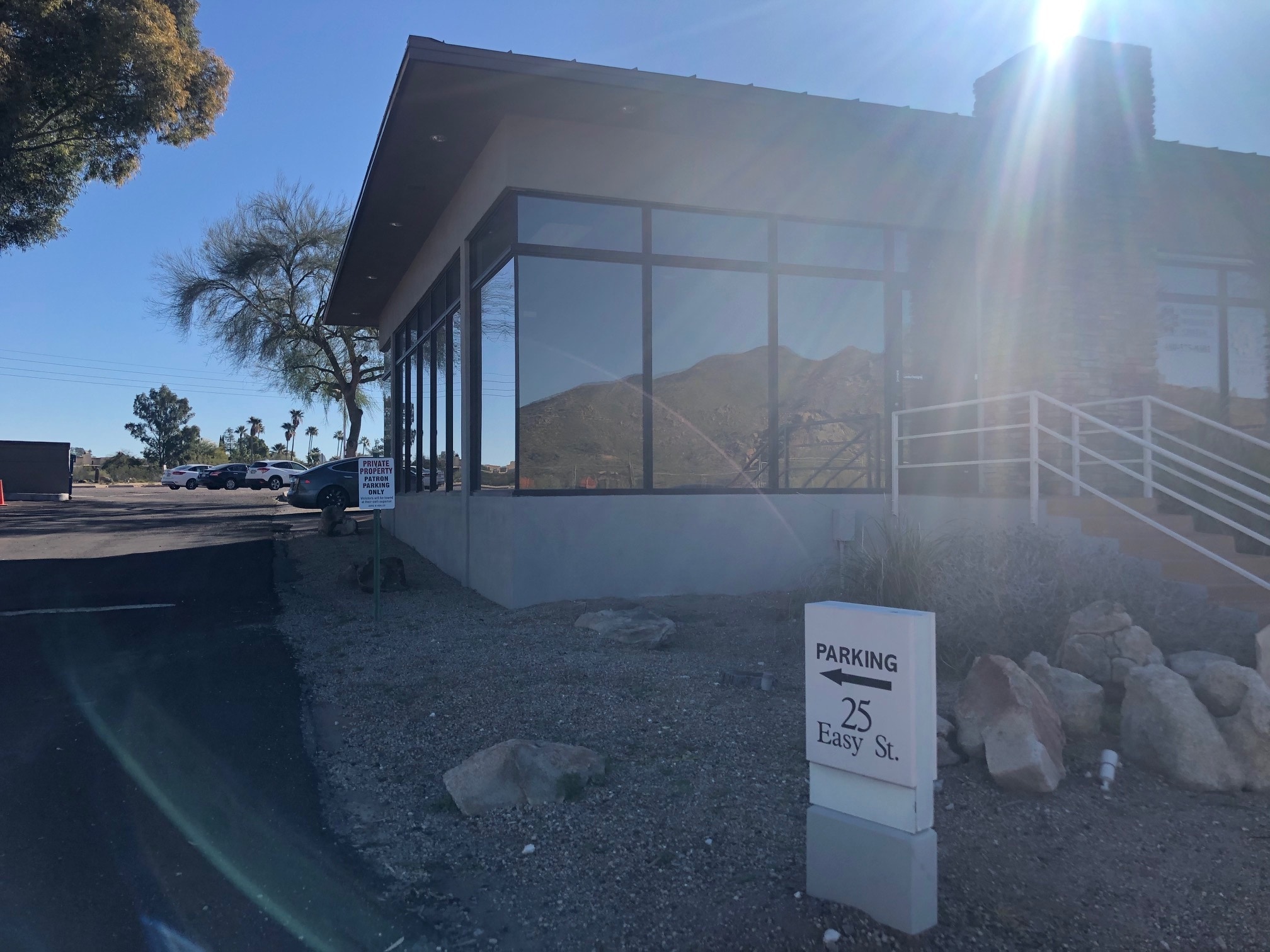 25 Easy St, Carefree, AZ for lease Primary Photo- Image 1 of 45
