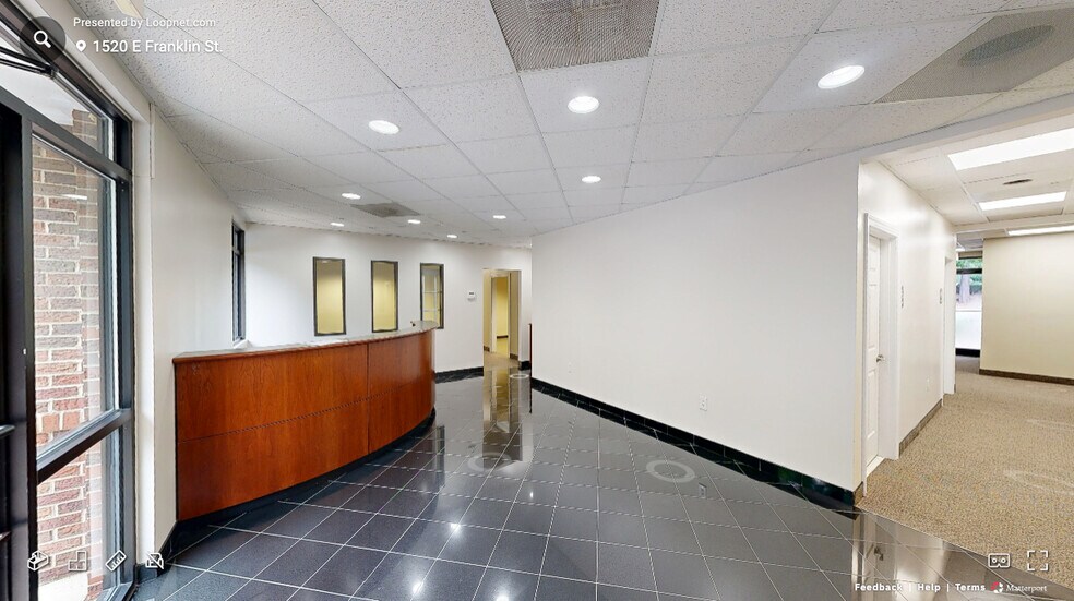 1520 E Franklin St, Chapel Hill, NC à louer - Numérisation 3D de Matterport - Image 2 de 19