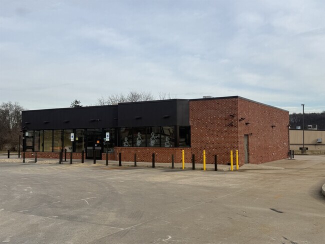 Plus de détails pour 4309 N George Street Ext, Manchester, PA - Commerce de détail à vendre