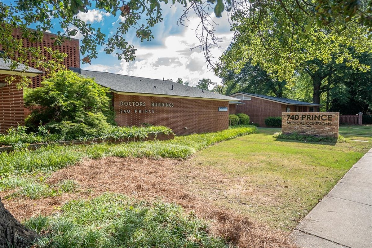 740 Prince Ave, Athens, GA for lease Primary Photo- Image 1 of 11