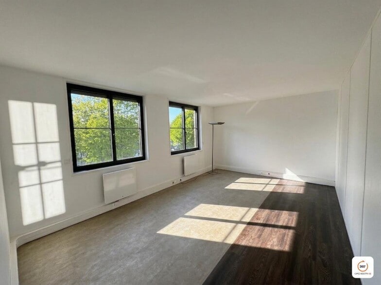 23 Rue De La Maison Rouge, Lognes for lease - Interior Photo - Image 3 of 9