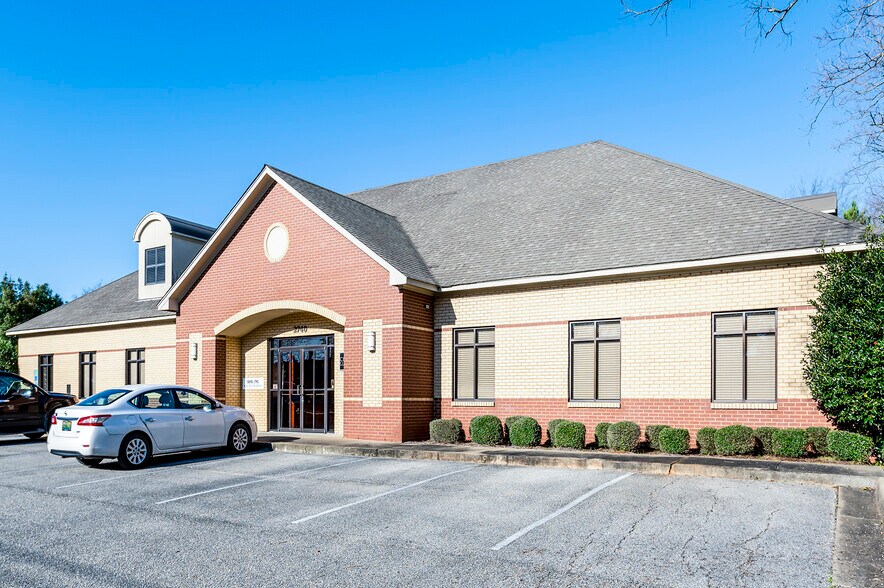 2740 Central Pkwy, Montgomery, AL à louer - Photo du bâtiment - Image 2 de 3