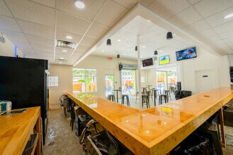 223 S Main St, Gainesville, FL for lease Interior Photo- Image 2 of 7