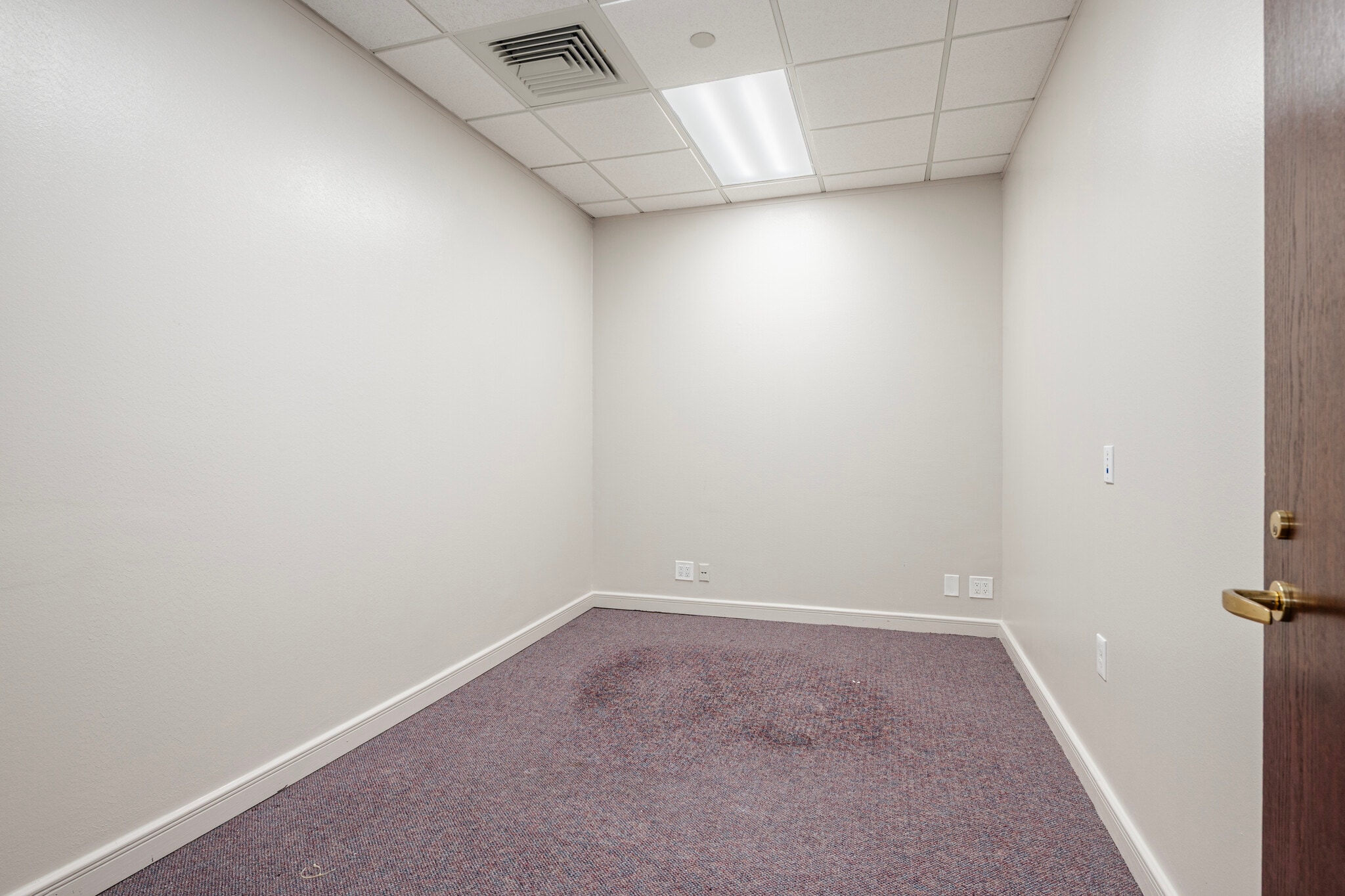 2947 E Broadway St, Pearland, TX for lease Interior Photo- Image 1 of 4