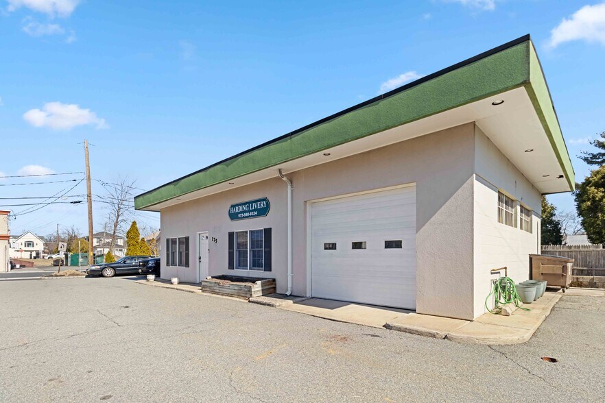 175 Speedwell Ave, Morris Plains, NJ à vendre - Photo du bâtiment - Image 2 de 18