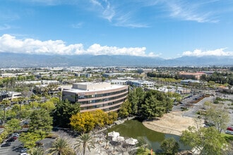 650 E Hospitality Ln, San Bernardino, CA - Aérien  Vue de la carte