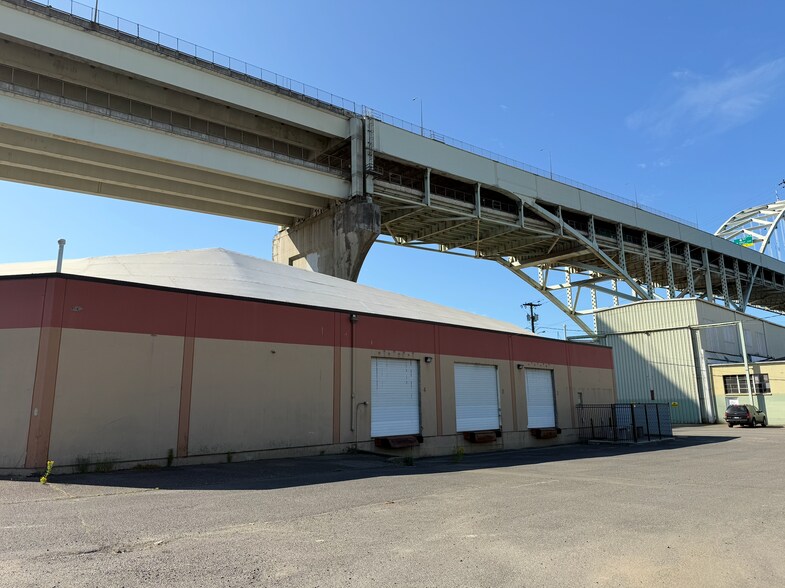 1211 N Loring St, Portland, OR à vendre - Photo du bâtiment - Image 1 de 6