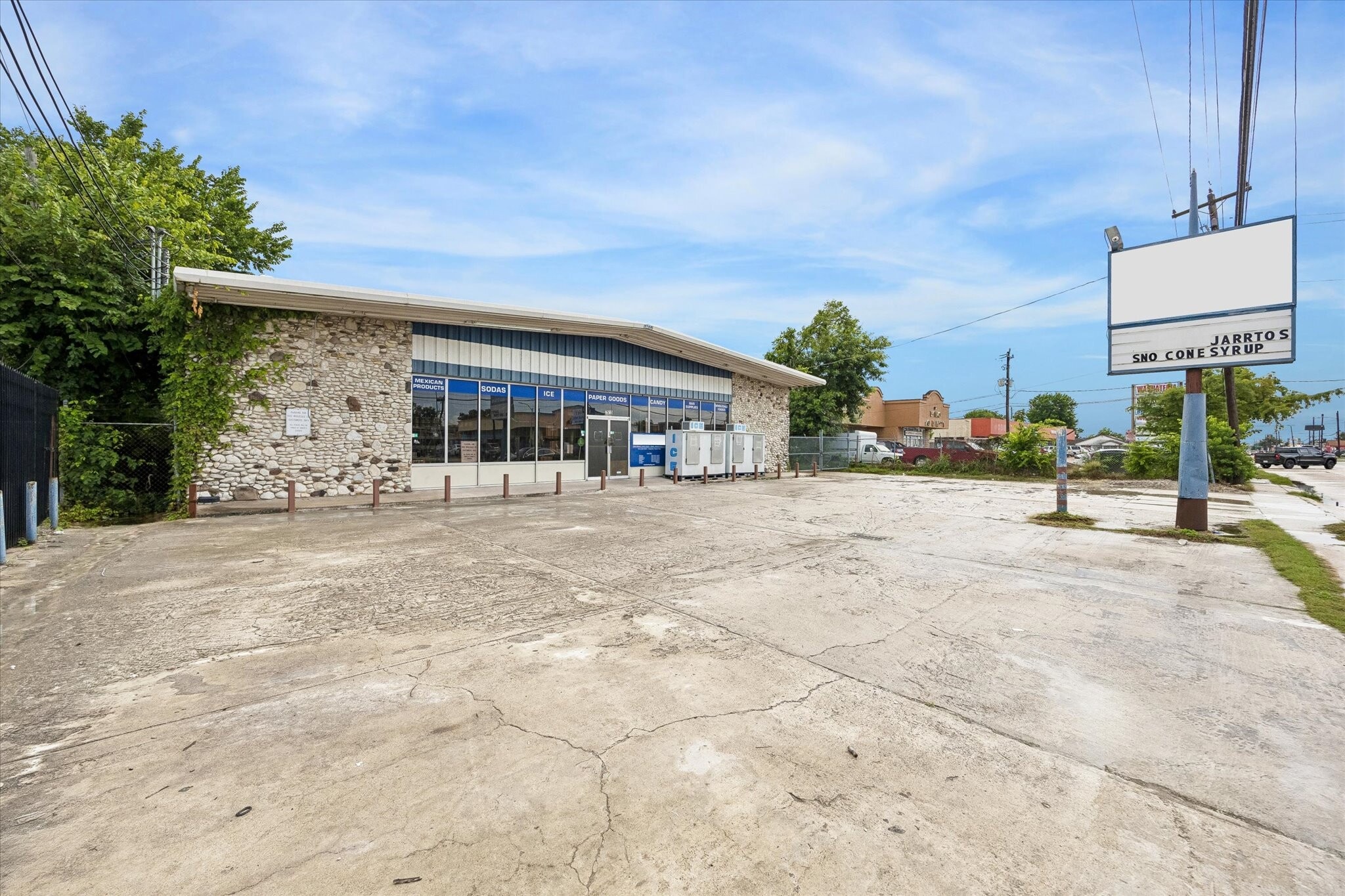7515 Long Point Rd, Houston, TX for lease Building Photo- Image 1 of 17