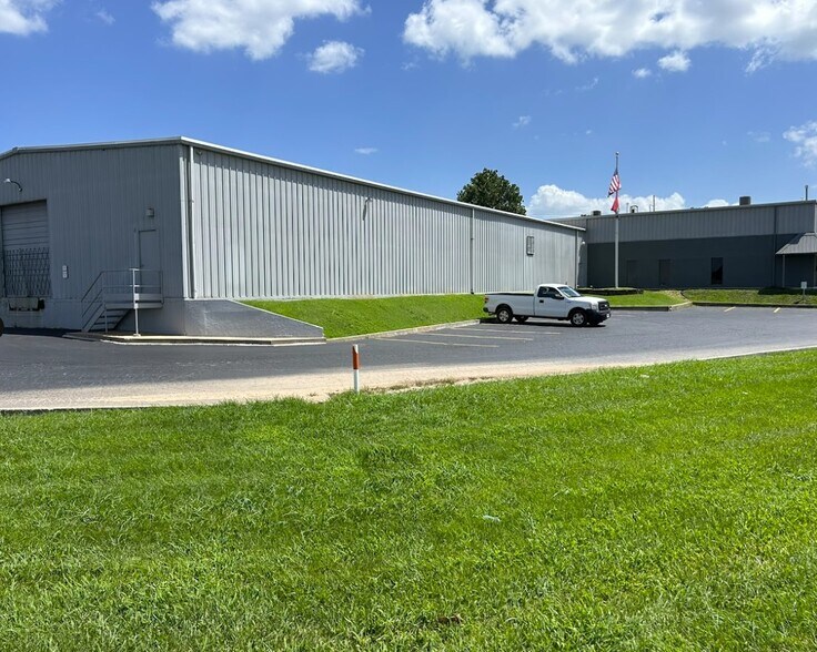 631 S Kansas Ave, Springfield, MO à vendre - Photo du bâtiment - Image 2 de 22