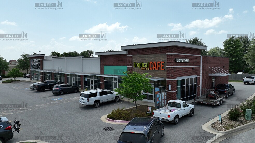 3200 E US-412 Hwy, Siloam Springs, AR à louer - Photo du bâtiment - Image 1 de 20