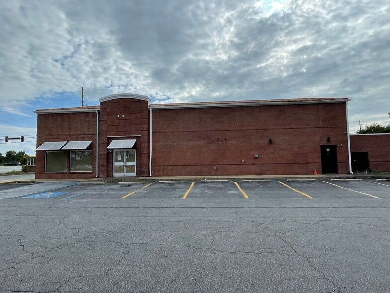 3277 Lawrenceville Suwanee Rd, Suwanee, GA for lease - Building Photo - Image 2 of 8
