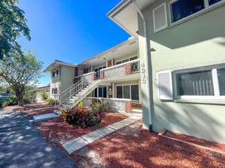 Plus de détails pour 4213 NE 21st Ave, Fort Lauderdale, FL - Multi-résidentiel à vendre