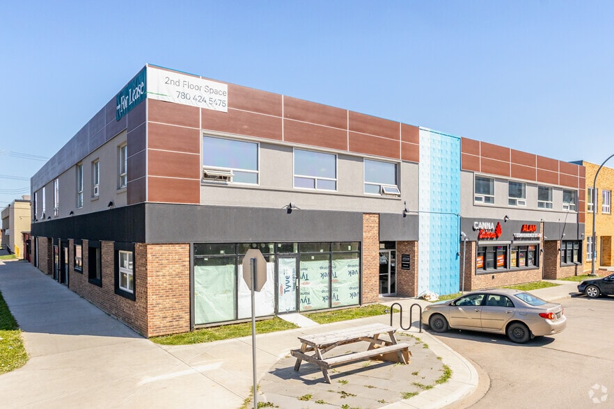10571 114th St, Edmonton, AB for lease - Primary Photo - Image 1 of 2
